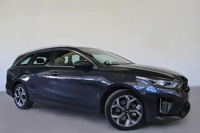 Kia Ceed / cee'd PHEV Tourer 1.6 PHEV eTech