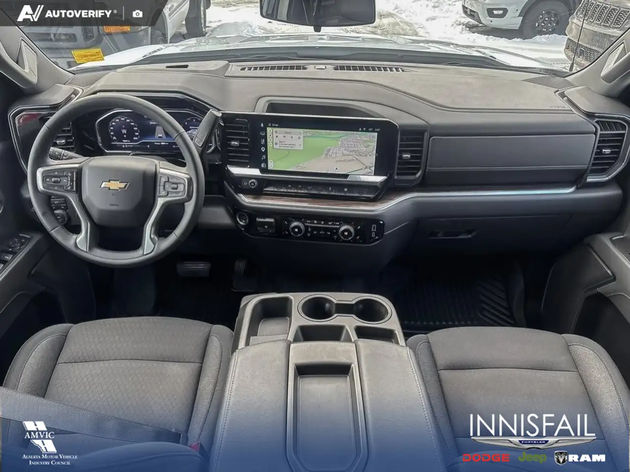 Chevrolet Silverado 1500 снимка Chevrolet Silverado 1500