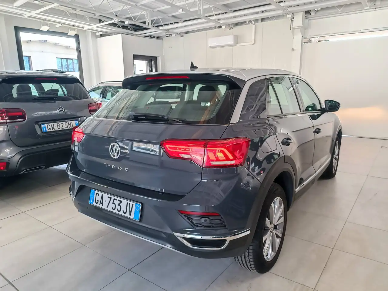 Volkswagen T-Roc I 2017 1.5 tsi Style dsg vettura in perfette condizioni, миниатюра 3