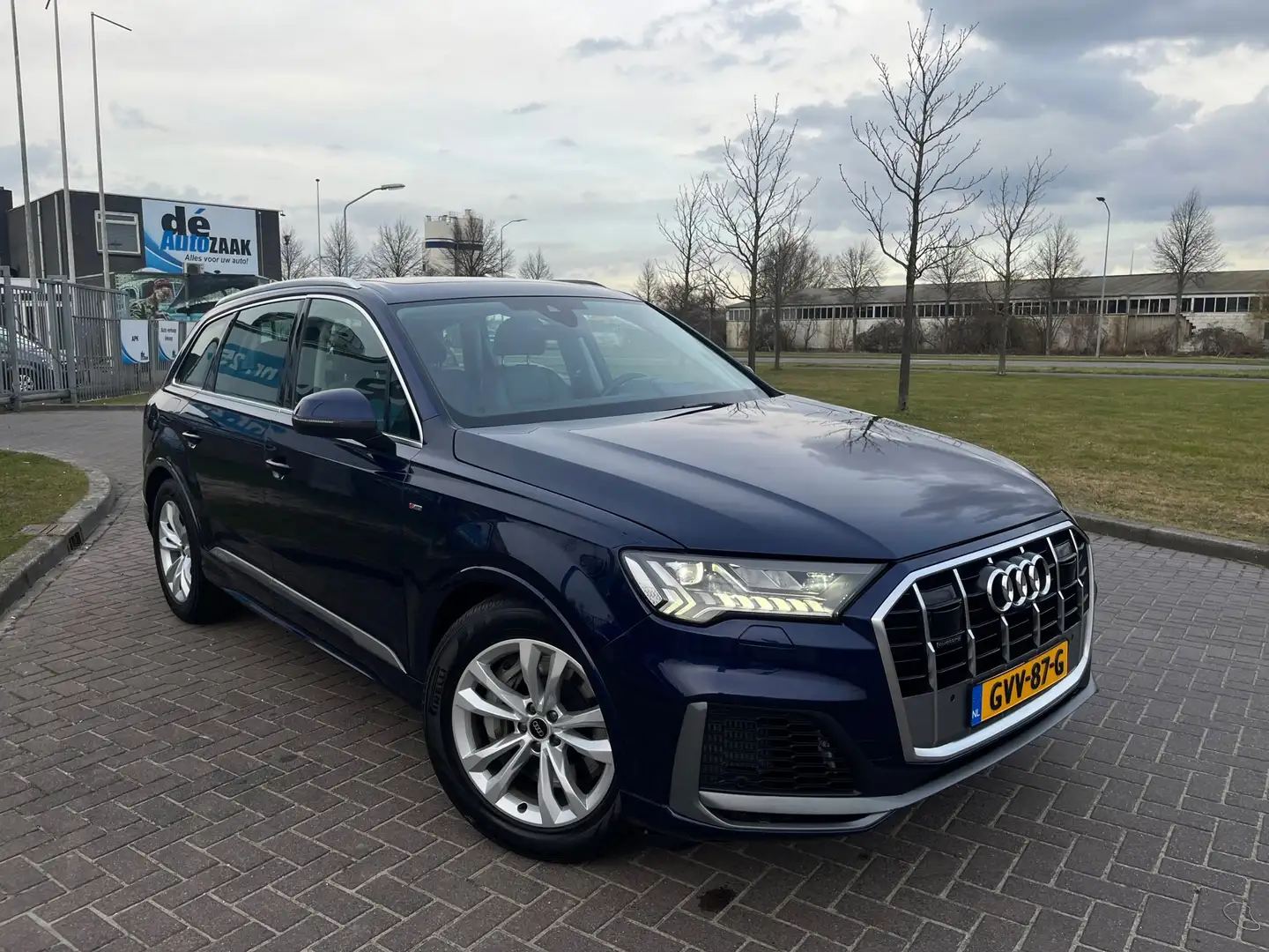 Audi Q7 55 TFSI e quattro Advanced |HUD|Soft close Blauw - 2