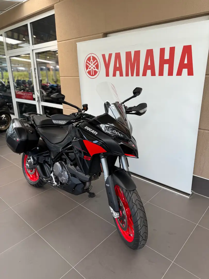 Ducati Multistrada 1200 V2 S Traveler Schwarz - 2