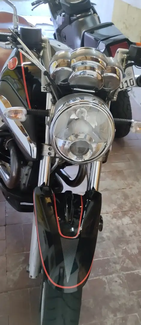 Moto Guzzi Breva 850 Super gepflegte Guzzi Zwart - 2