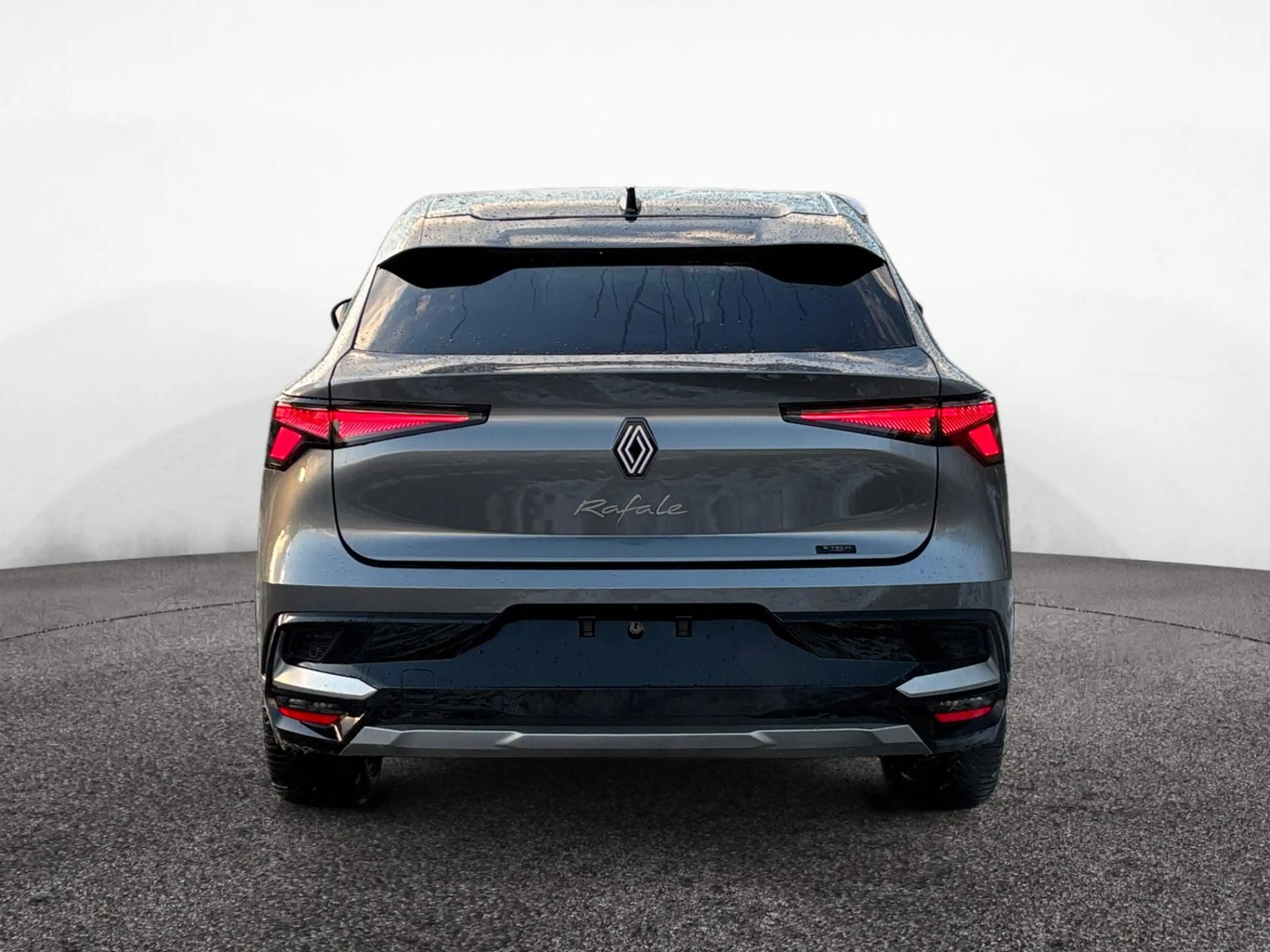 Renault Rafale Techno E-Tech Full Hybrid 200 AKTION* — photo 5