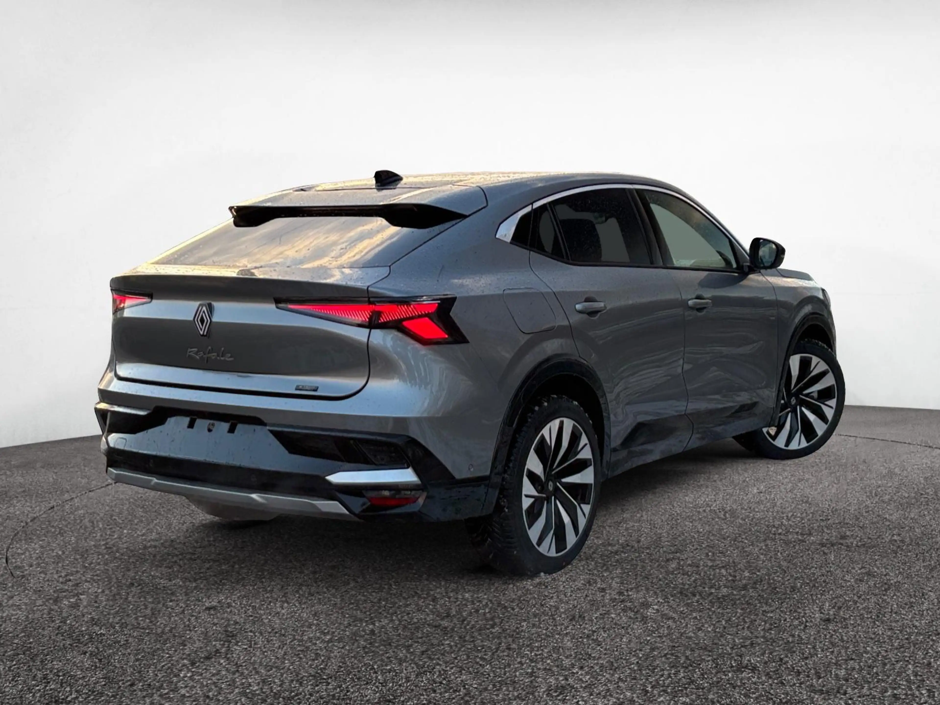 Renault Rafale Techno E-Tech Full Hybrid 200 AKTION* — photo 6