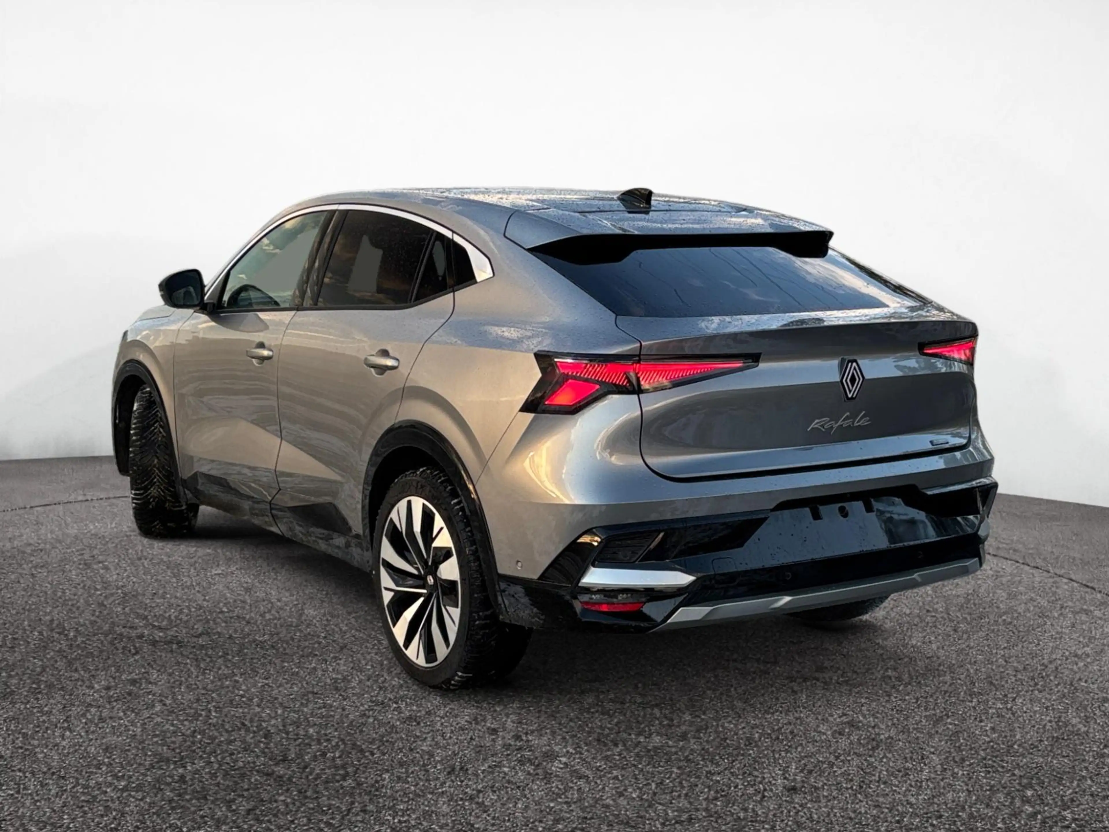 Renault Rafale Techno E-Tech Full Hybrid 200 AKTION* — photo 4