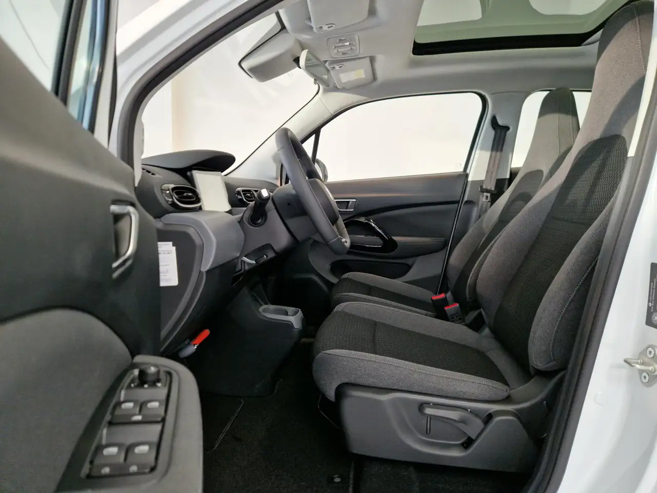 Leapmotor T03 2025
