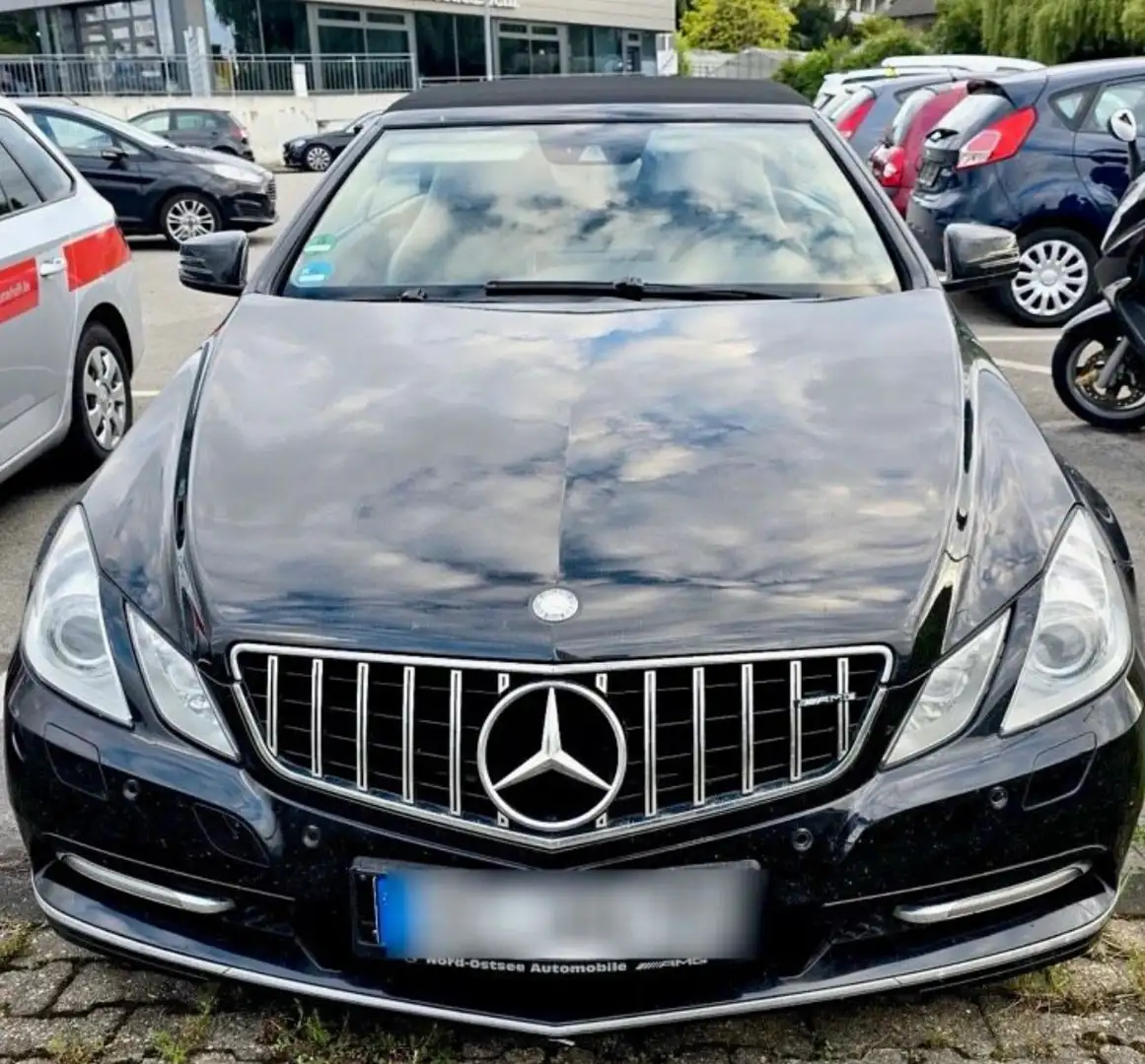 Mercedes-Benz E 250 E 250 CDI DPF Cabrio BlueEFFICIENCY Automatik Prim Negru - 1