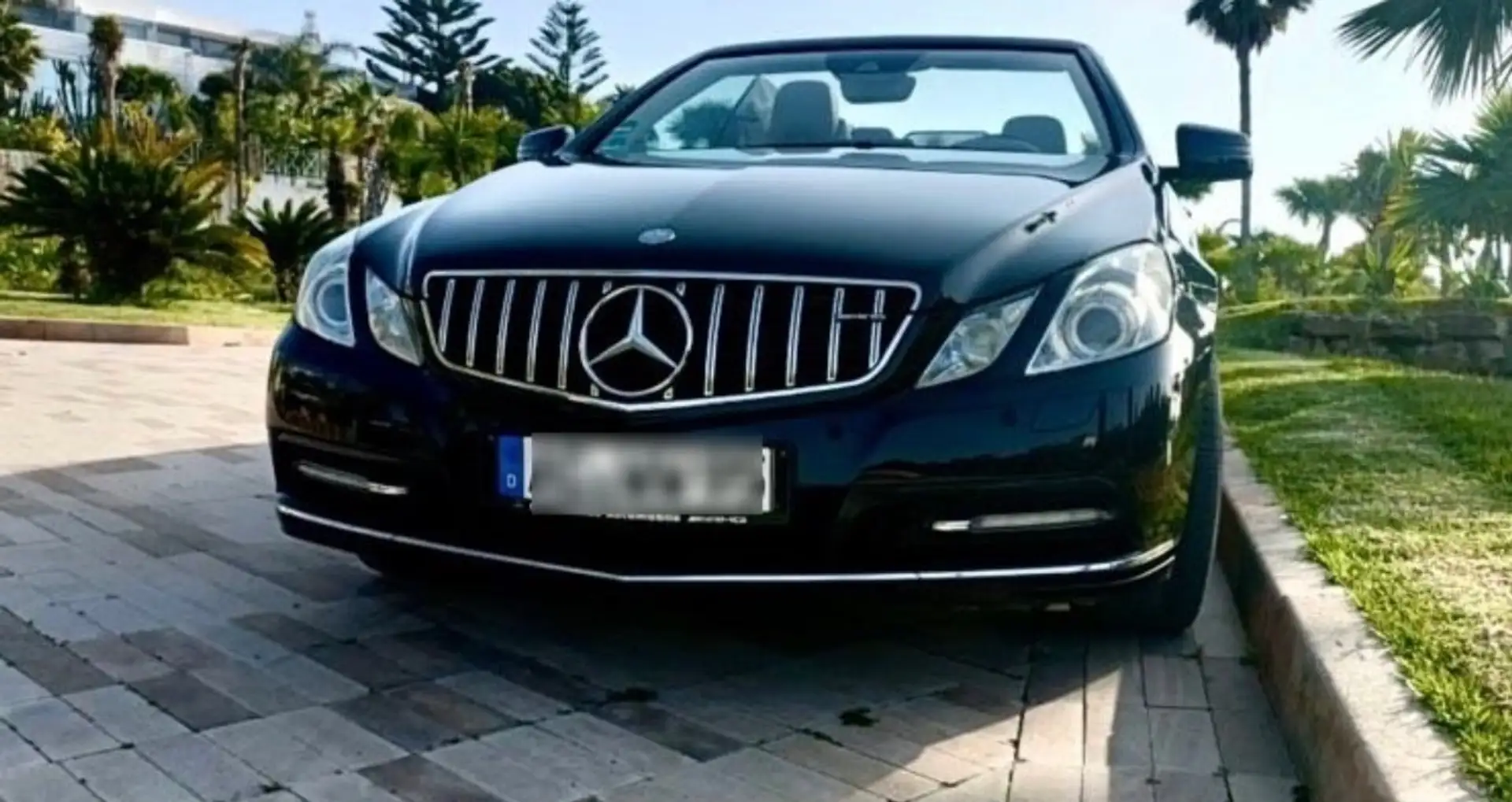 Mercedes-Benz E 250 E 250 CDI DPF Cabrio BlueEFFICIENCY Automatik Prim Negru - 2