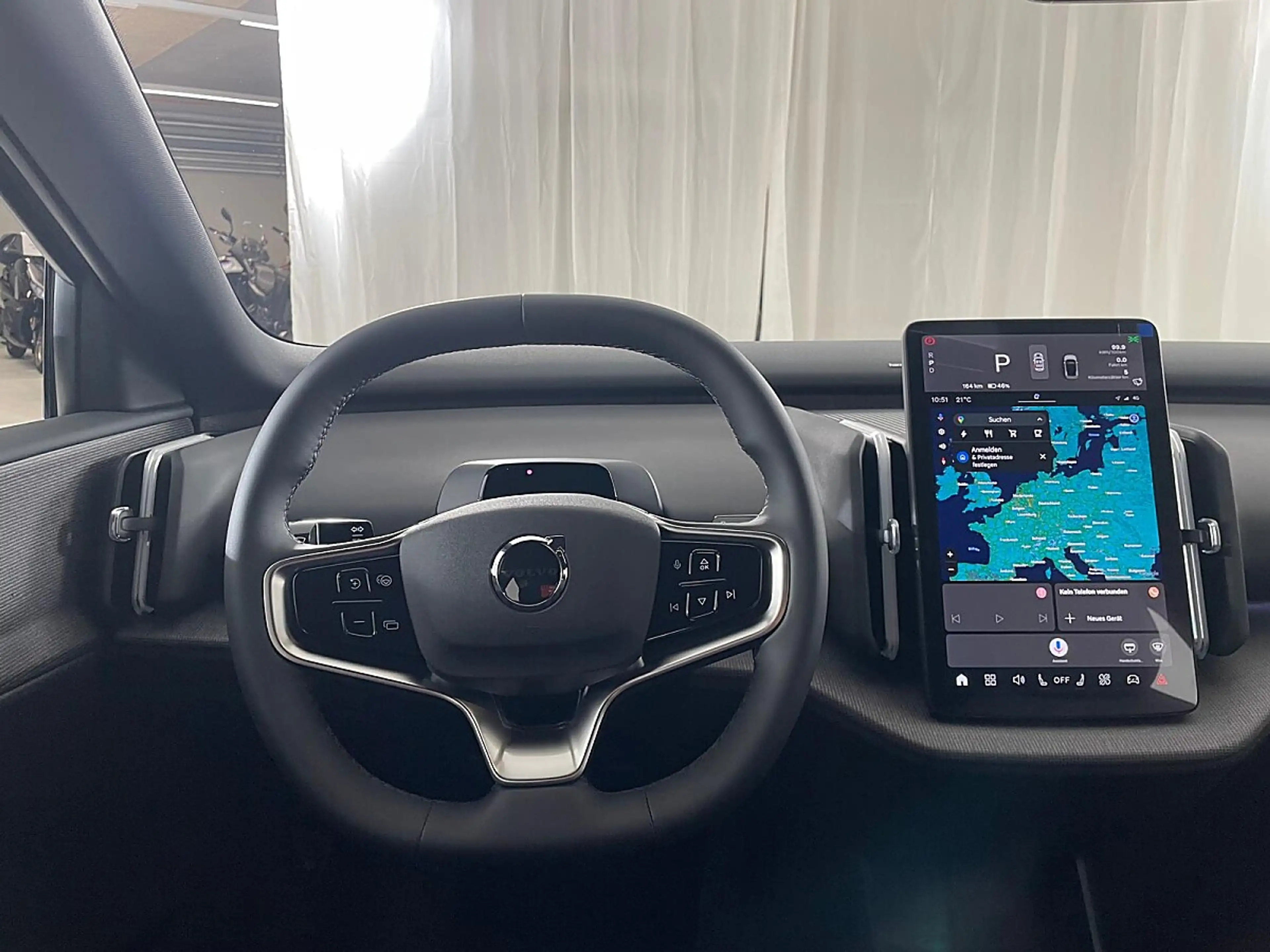Volvo EX30 Single Motor Extended Range 69kWh Plus | Stahl ... — photo 14