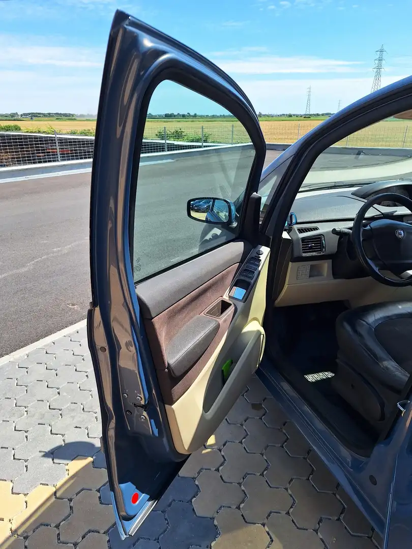 Lancia MUSA 1.9 mjt Platino - 2