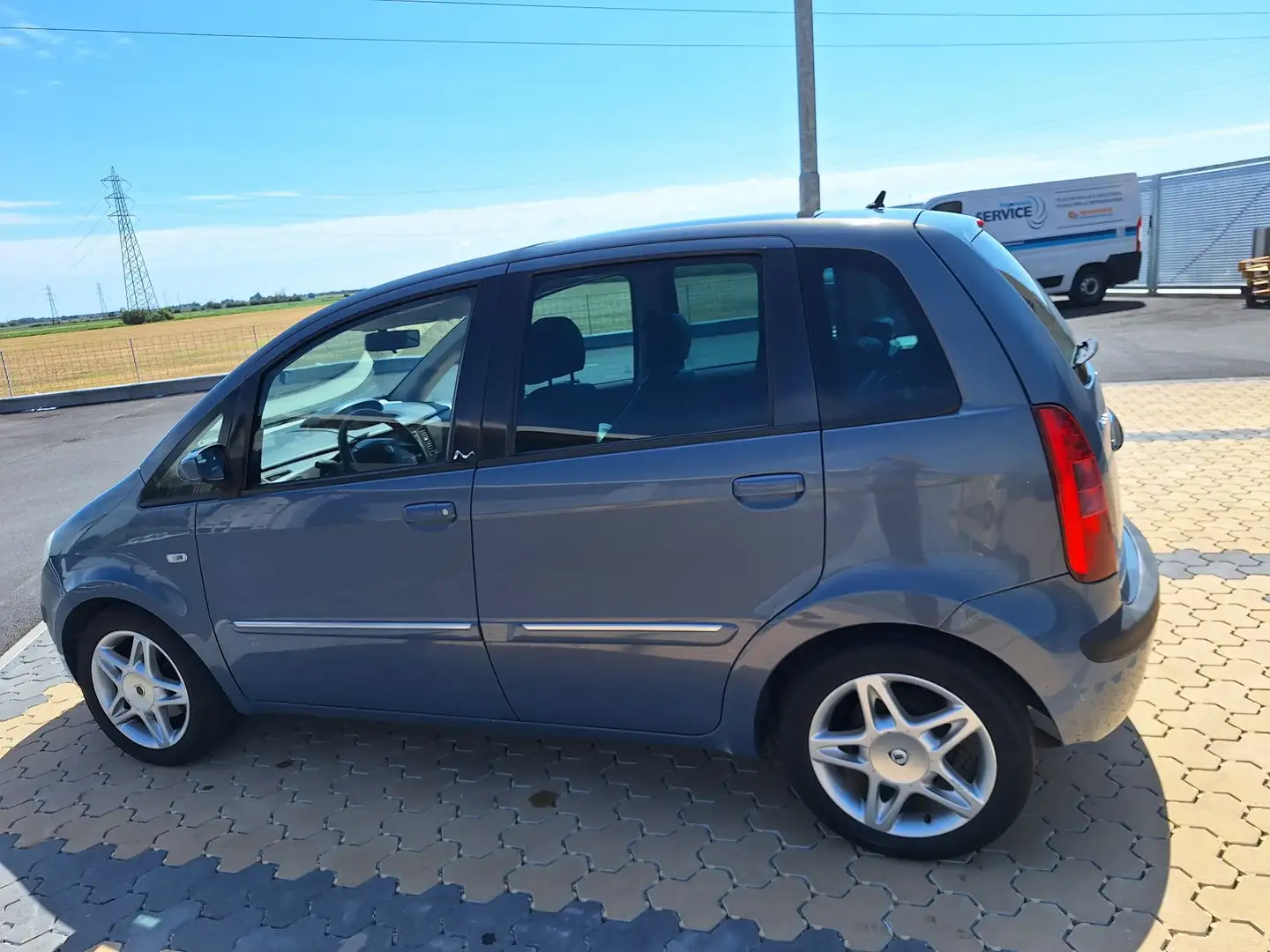 Lancia MUSA 1.9 mjt Platino - 1