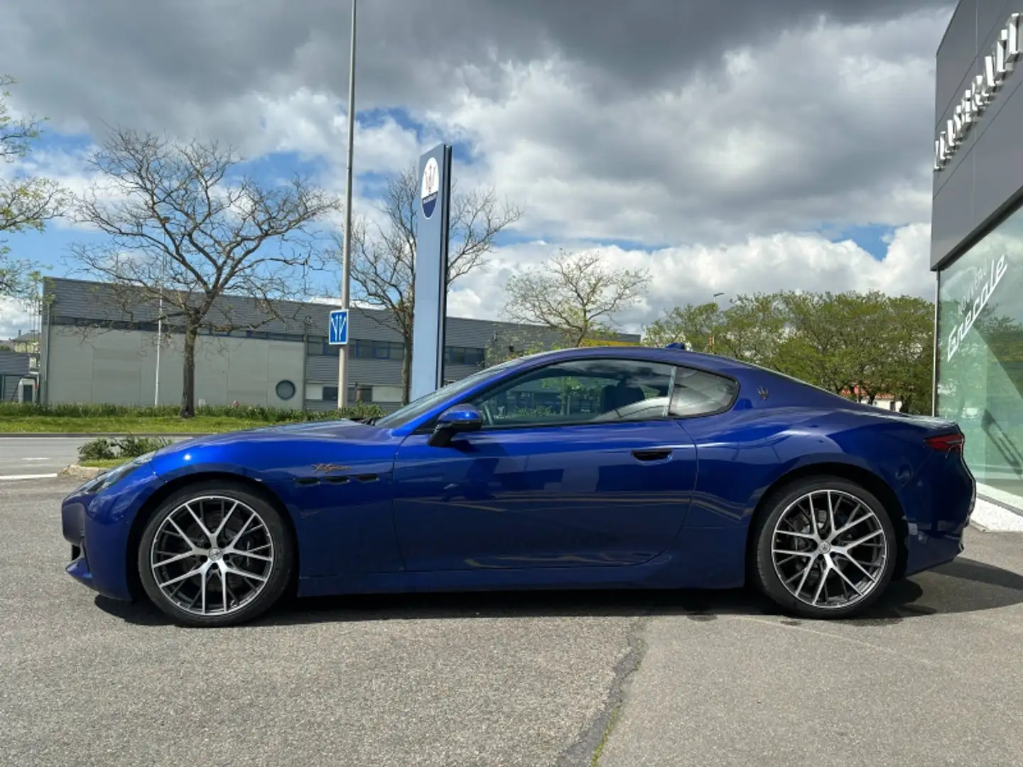 Maserati GranTurismo 750ch 92,5kWh Folgore Niebieski - 2