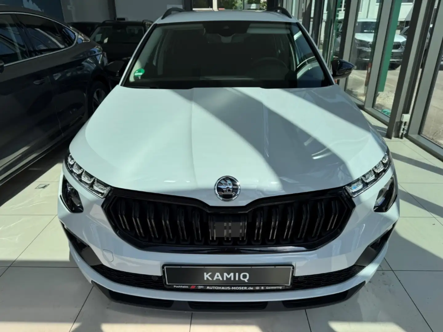 Skoda Kamiq Tour DSG Navi*Black*MTRX*LED*Kamera*GRA!!! Blanco - 2