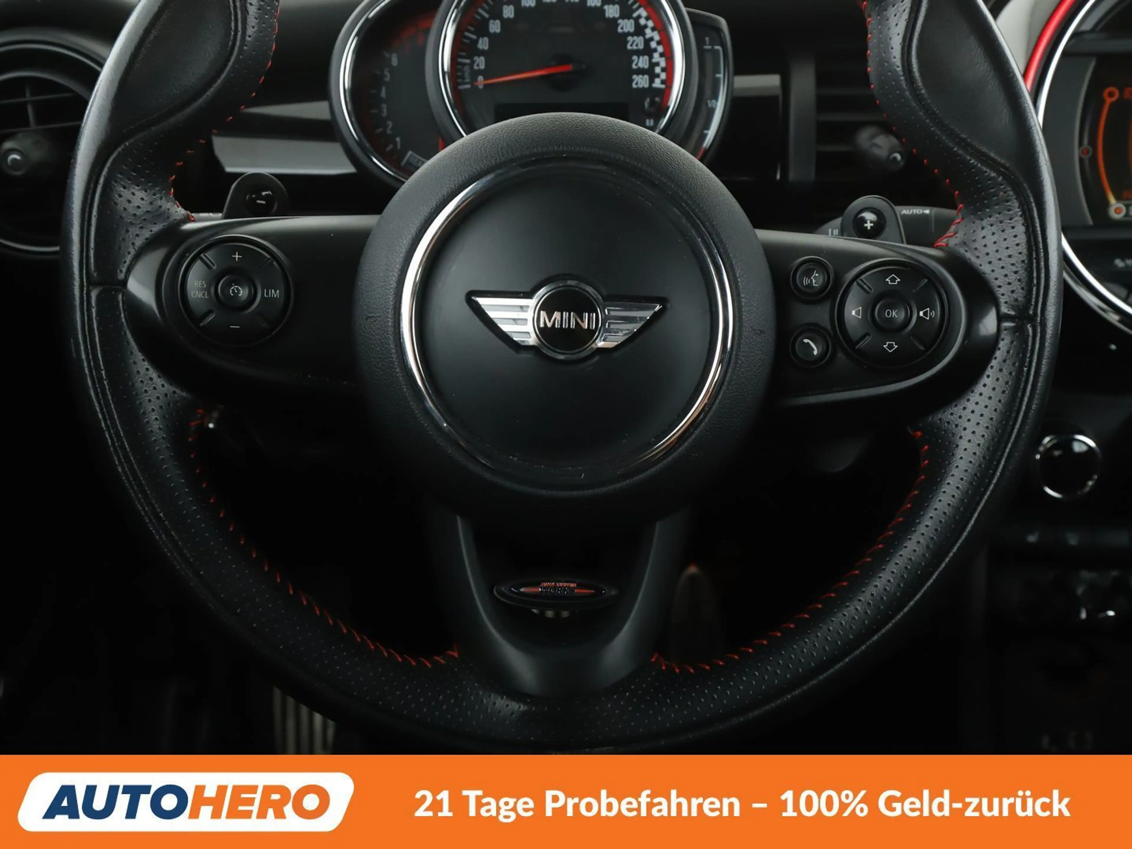 MINI John Cooper Works Cabrio John Cooper Works Aut.*NAVI*LED*TEMPO*CAM*PDC* — photo 13