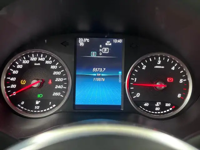 Mercedes-Benz GLC view 15