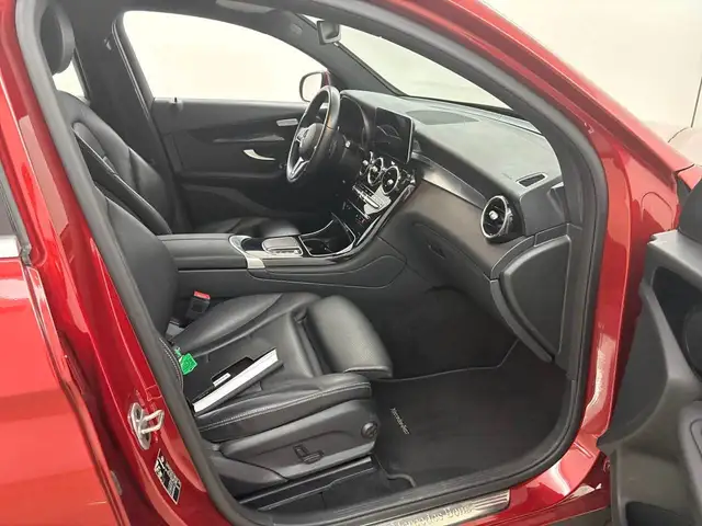 Mercedes-Benz GLC view 7