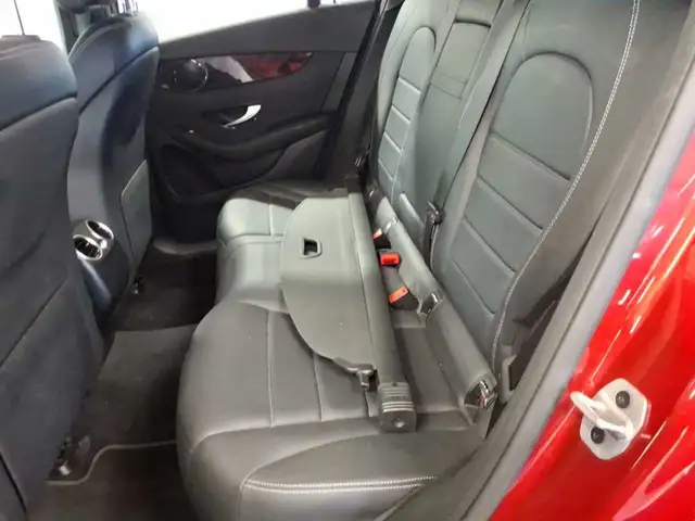 Mercedes-Benz GLC view 16