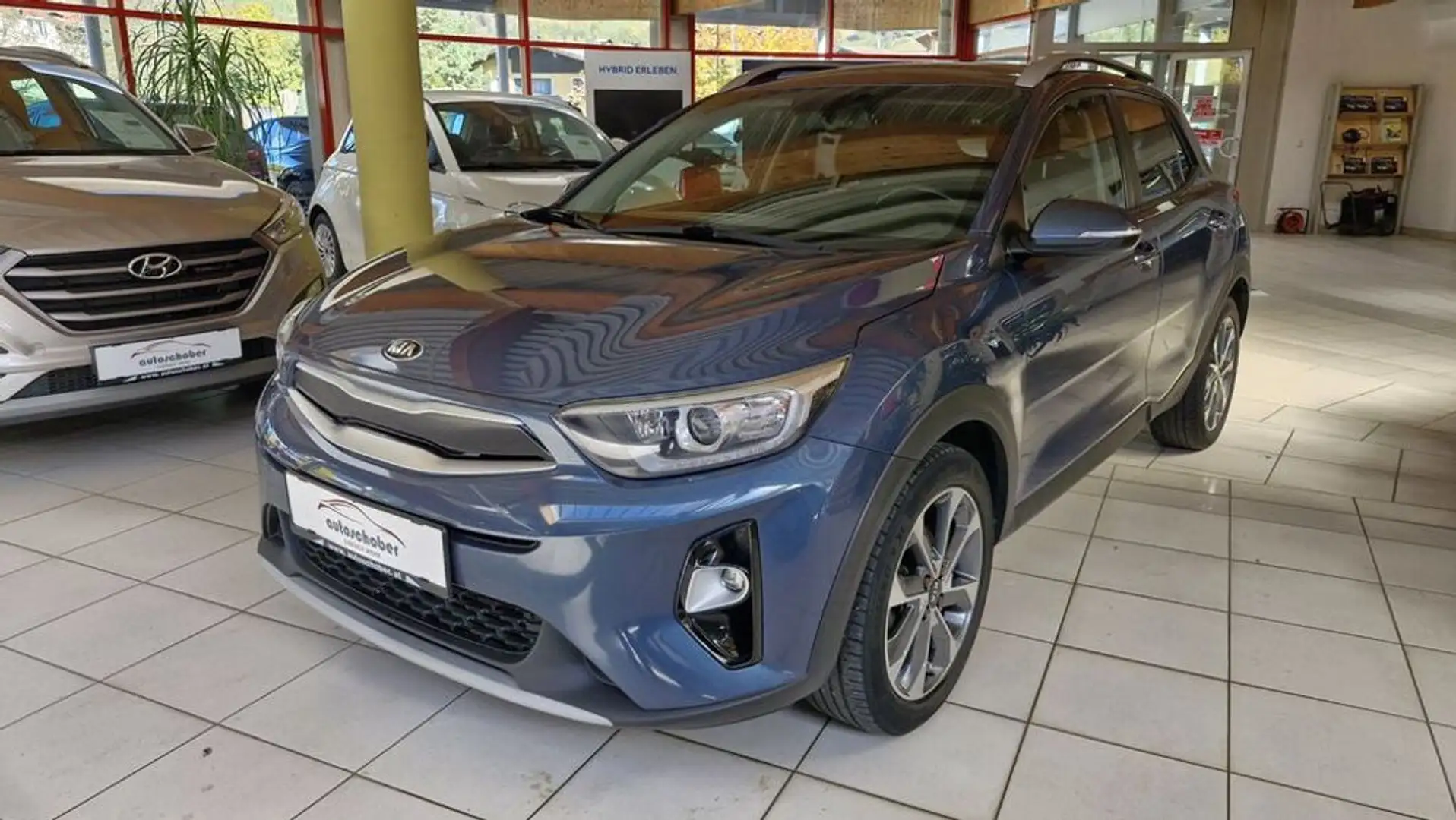 Kia Stonic Silber Blau - 1