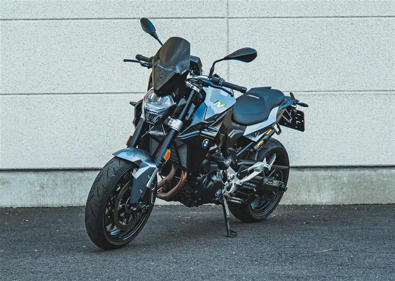BMW F 900 R