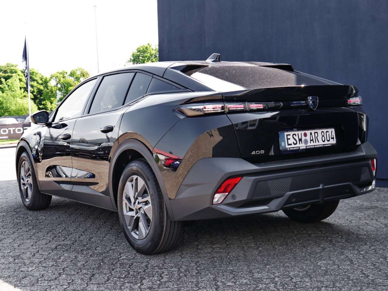Peugeot 408