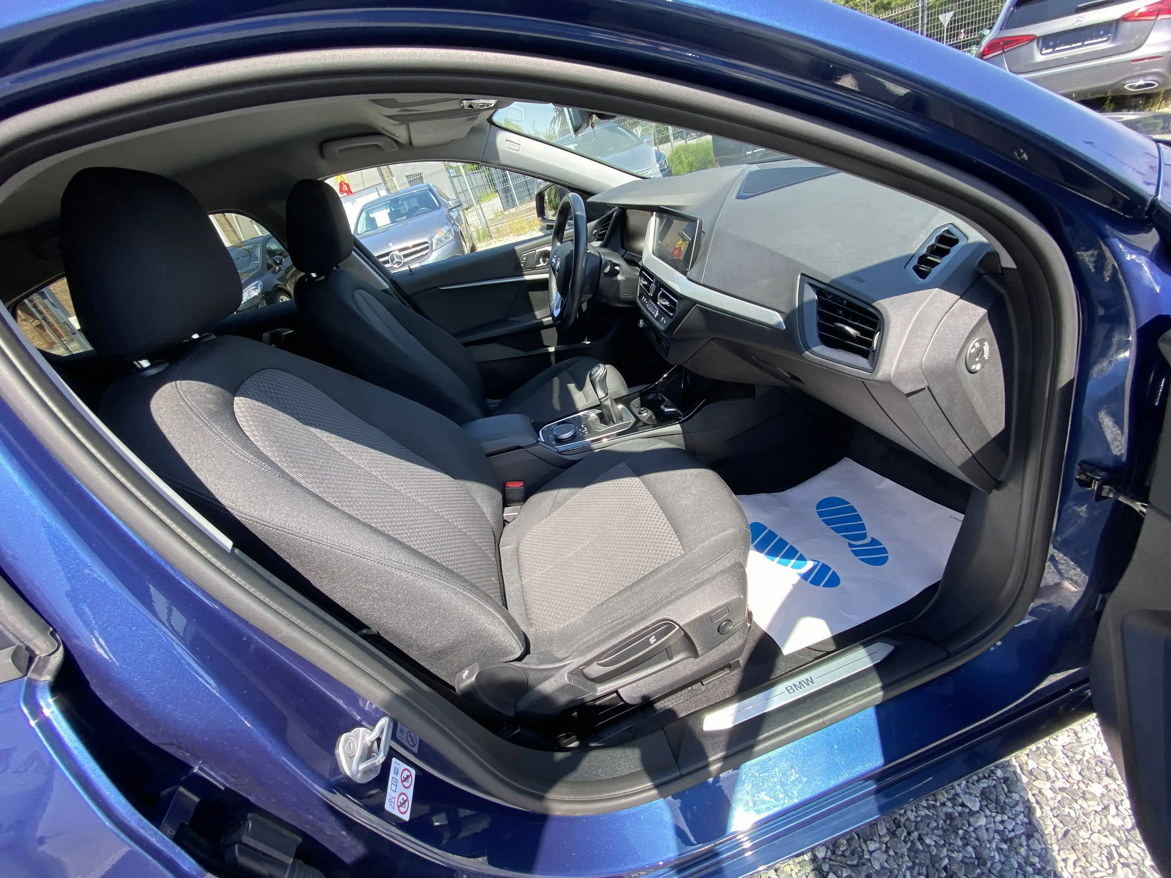 BMW 116 D**CARNET**BI XENON LED**GPS**CAMERA**COCKPIT**CARPLAY — photo 12