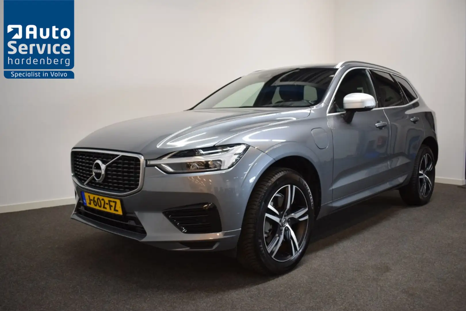 Volvo XC60 2.0 T8 PHEV 390pk AUT8 AWD R-Design Head-Up/ Flipp Gris - 1