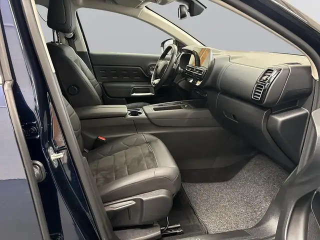 Citroen C5 Aircross view 11