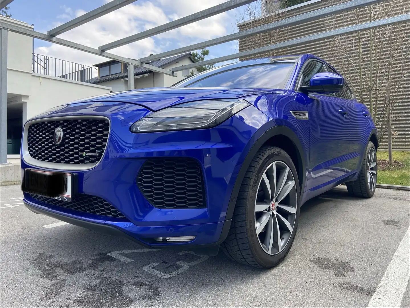 Jaguar E-Type 2.0 DI4 D180 R-Dynamic AWD Blau - 1