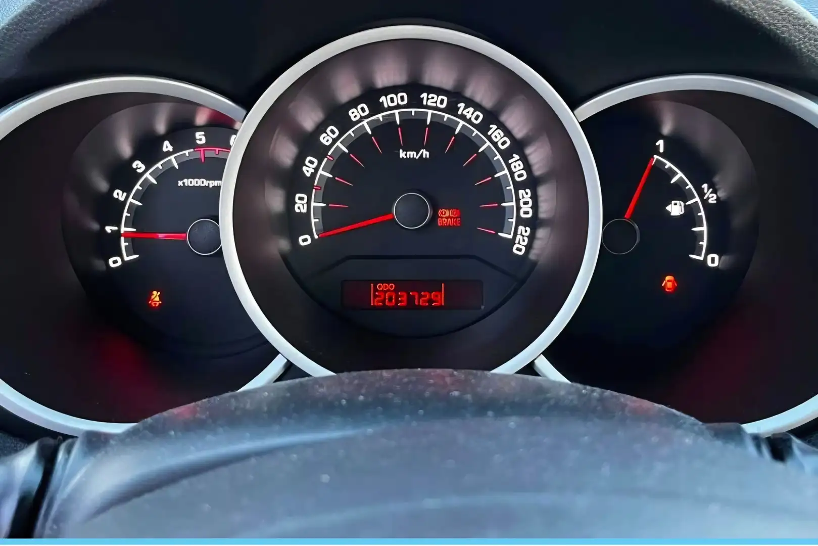 Kia Venga Venga 1,6 CRDi Active Jackpot ISG Active Jackpot Schwarz - 2