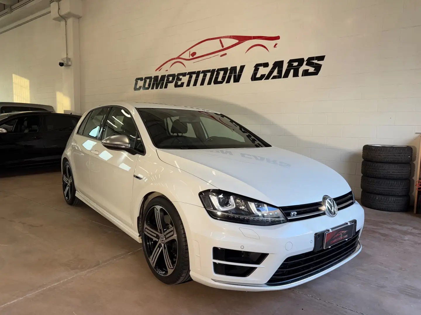 Volkswagen Golf Golf R 2.0 5p. Weiß - 1
