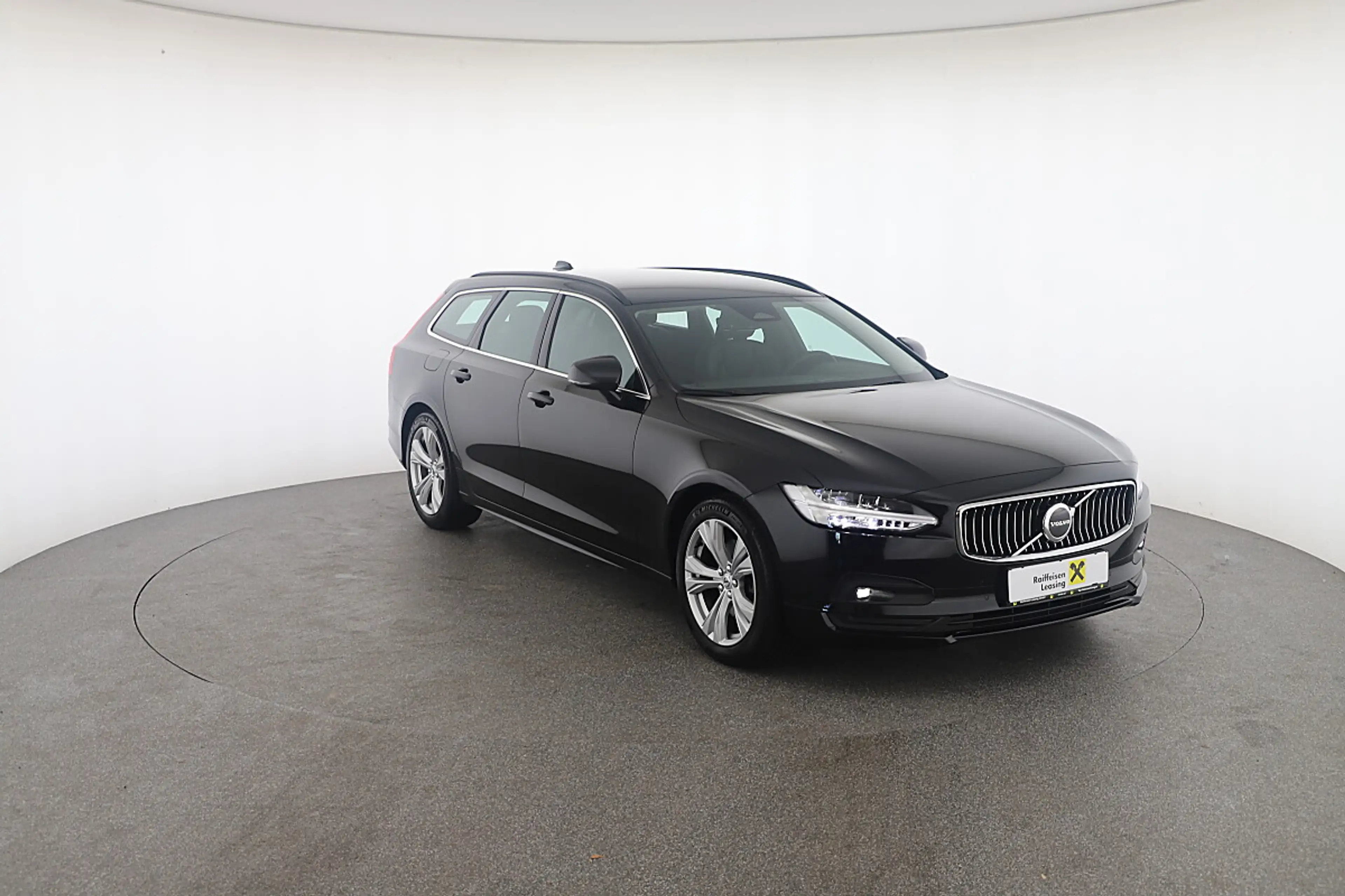 Volvo V90 B4 Core Geartronic — photo 11