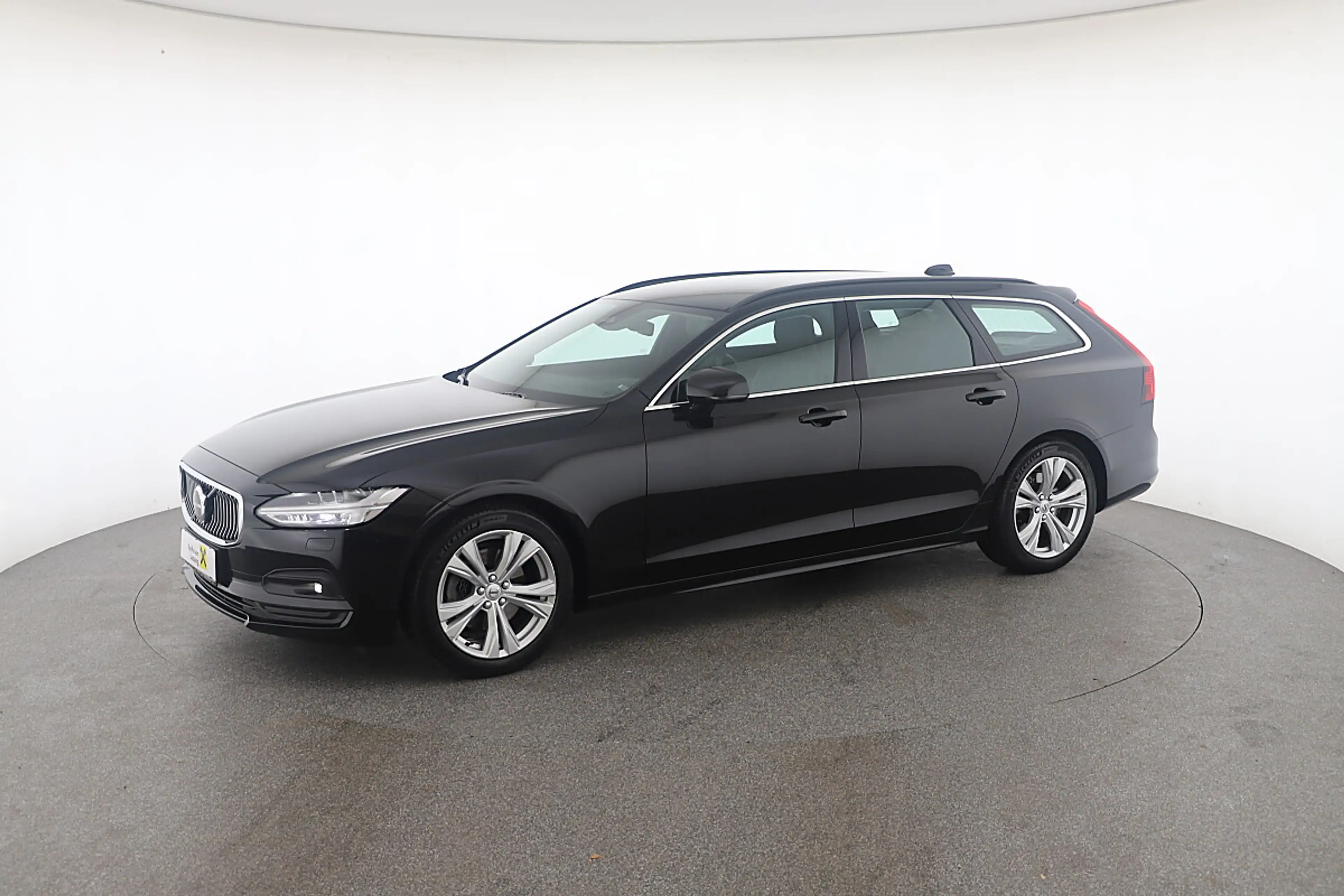 Volvo V90 B4 Core Geartronic — photo 14