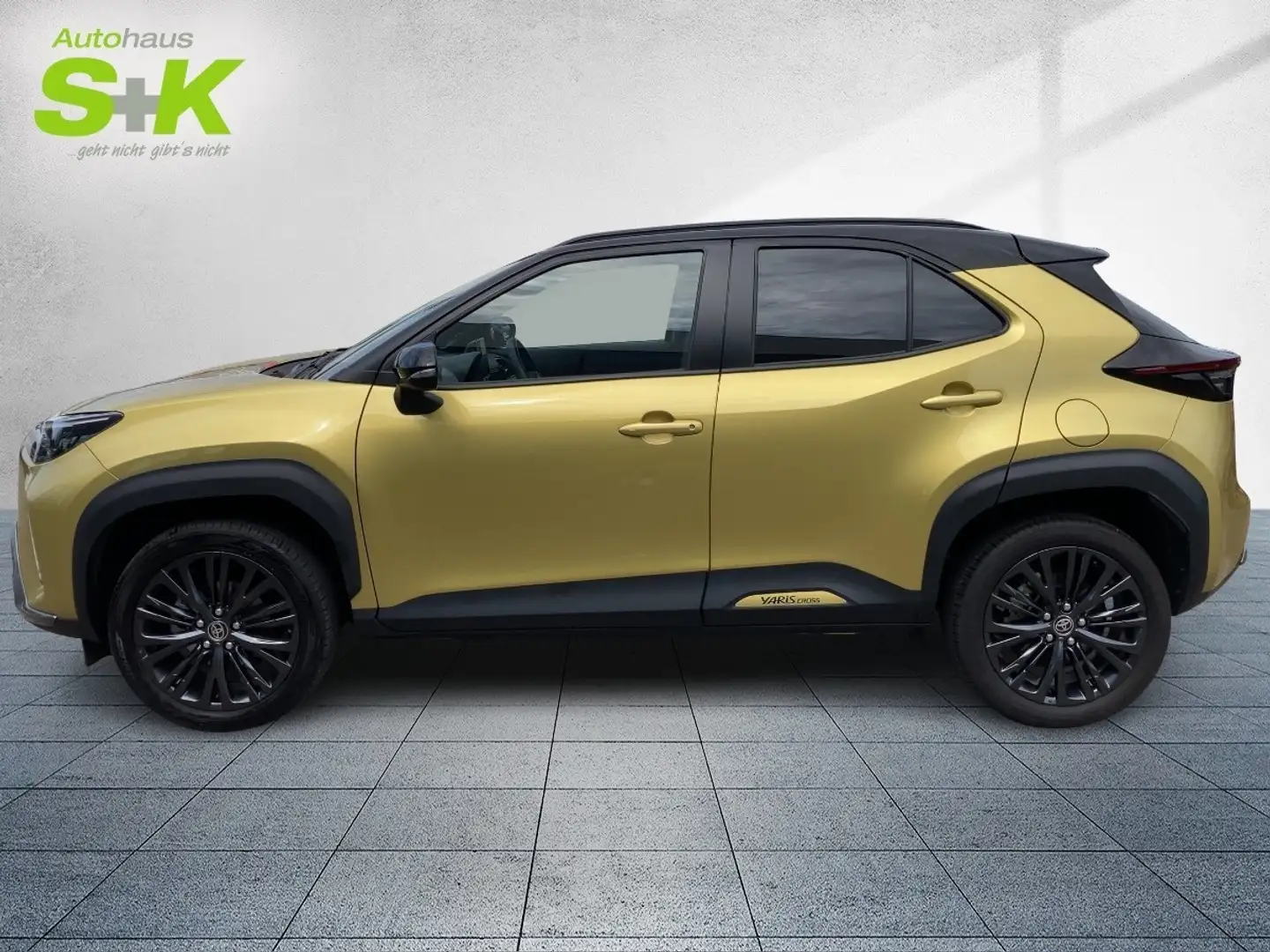 Toyota Yaris Cross 1.5 VVT-iE Hybrid Adventure*8-fach bereift* Or - 2