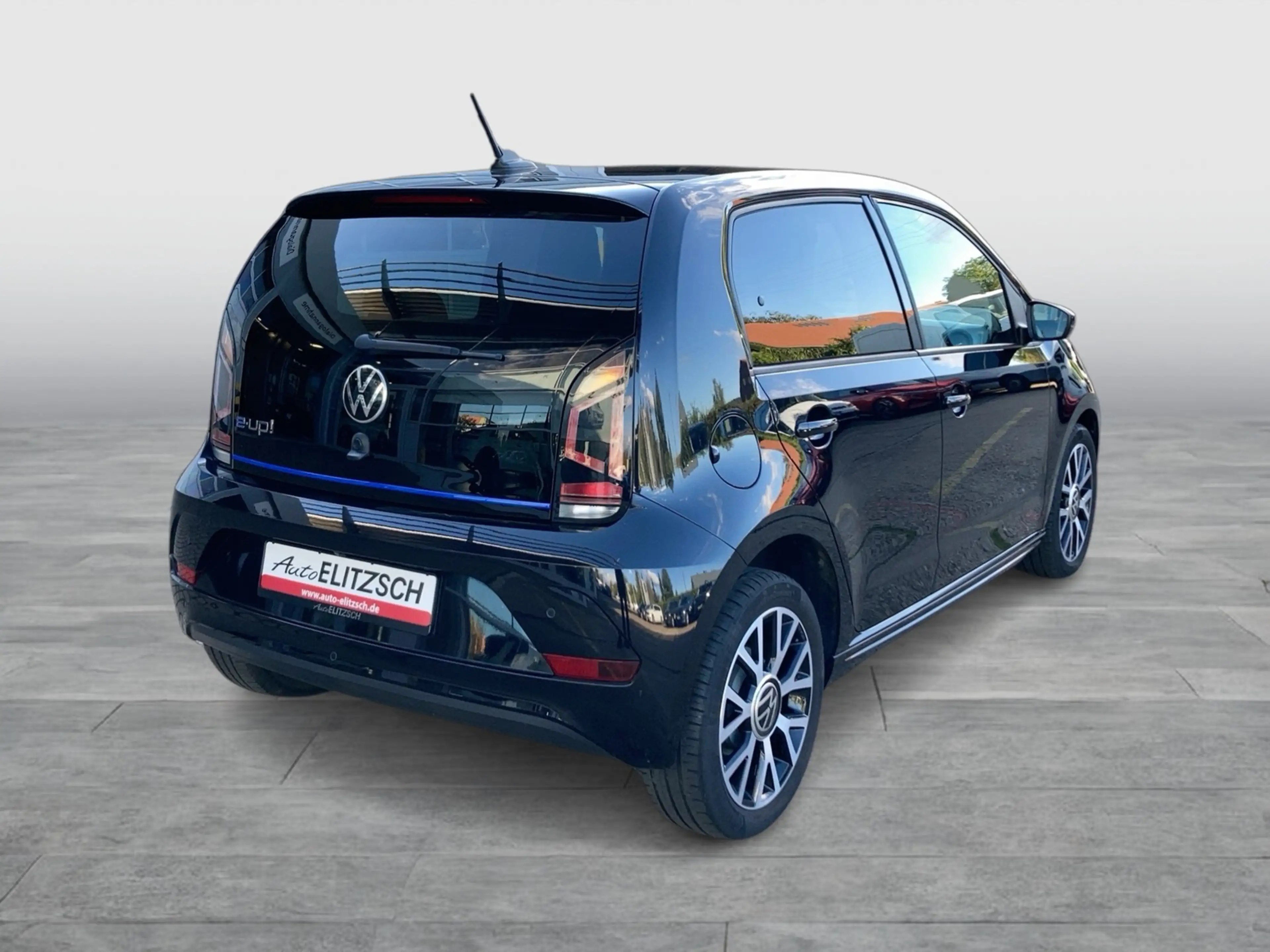 Volkswagen e-up! Style Plus RFK SH — photo 5