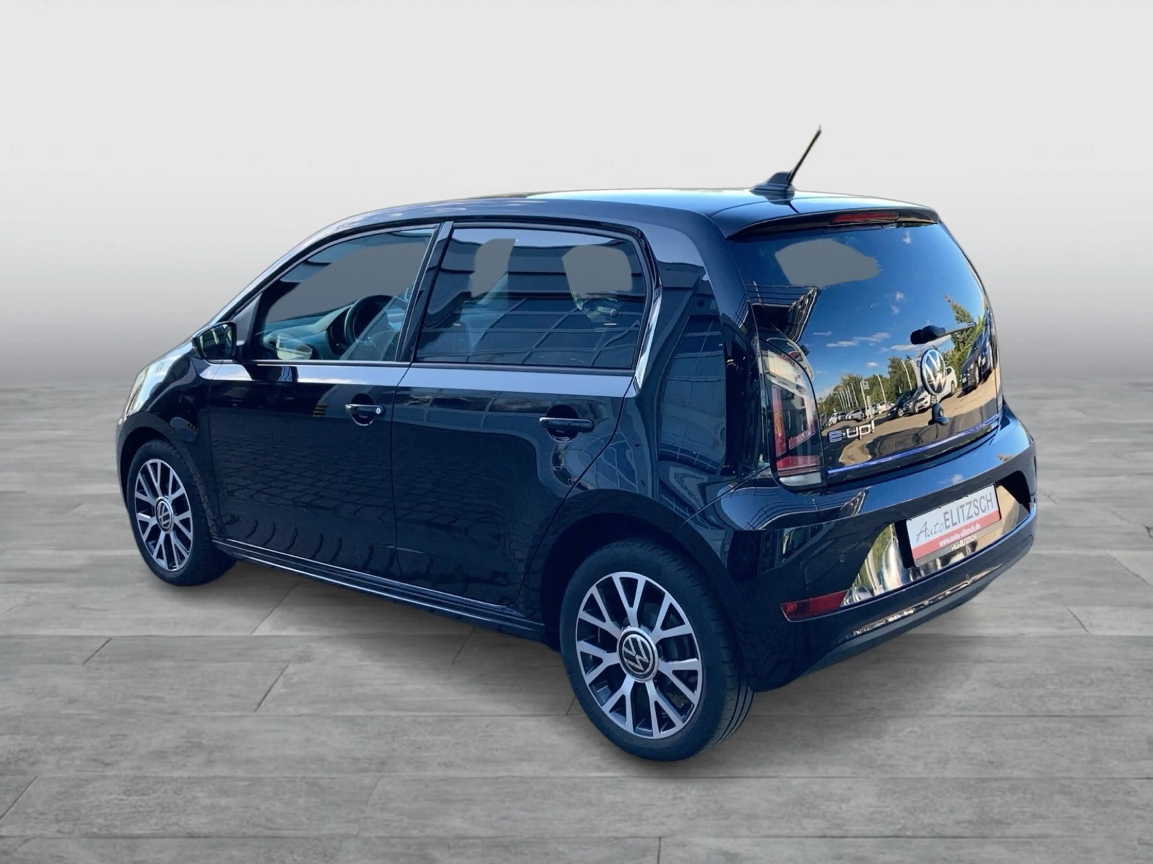 Volkswagen e-up! Style Plus RFK SH — photo 3