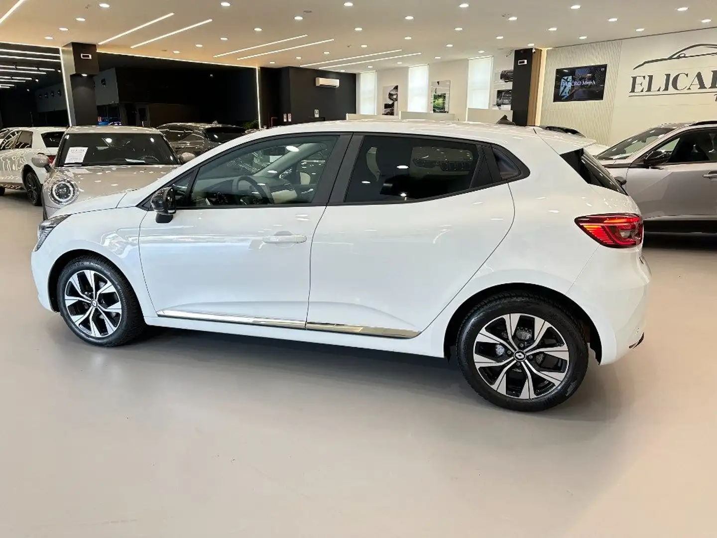 Renault Clio SCe 65 CV 5 porte Equilibre Bianco - 1