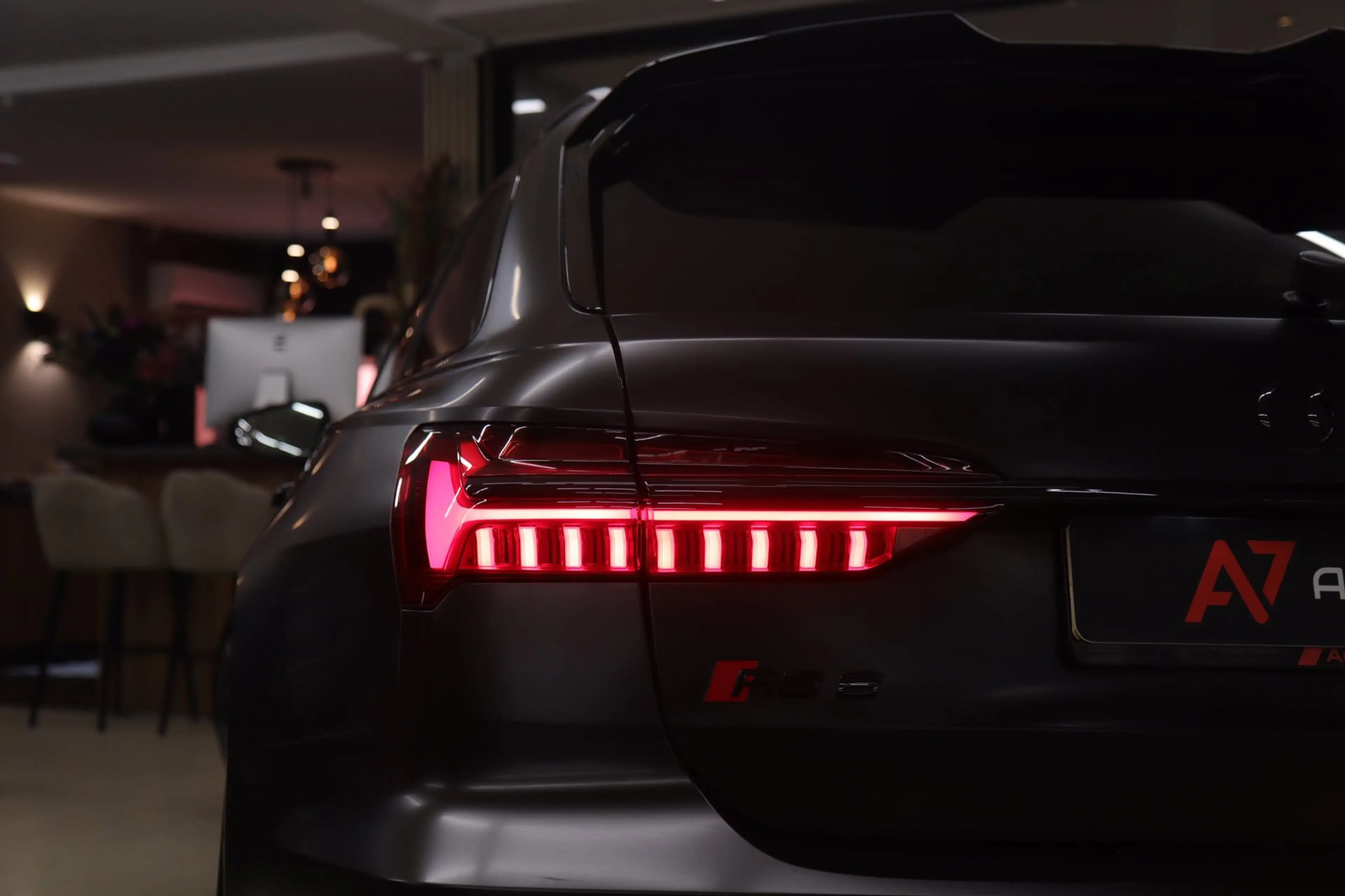 Audi RS6 Avant RS TFSI quattro Dynamic+ /CERAMIC/PANO/360/S — photo 27