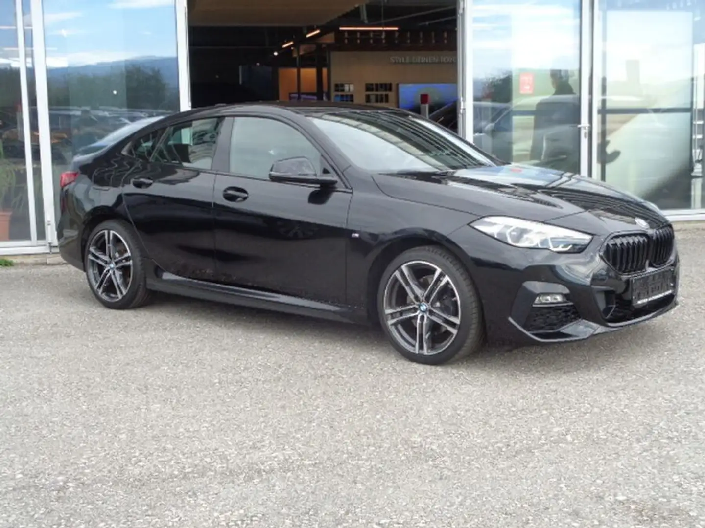 BMW 218 i M Sport *LED *Kamera Schwarz - 2