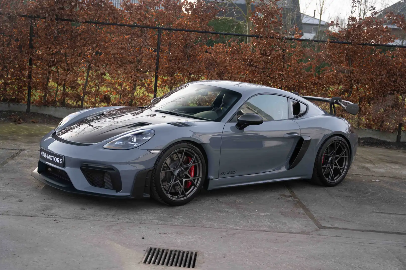 Porsche 718 Cayman GT4 RS 4.0i PDK - 500 PK Šedá - 2