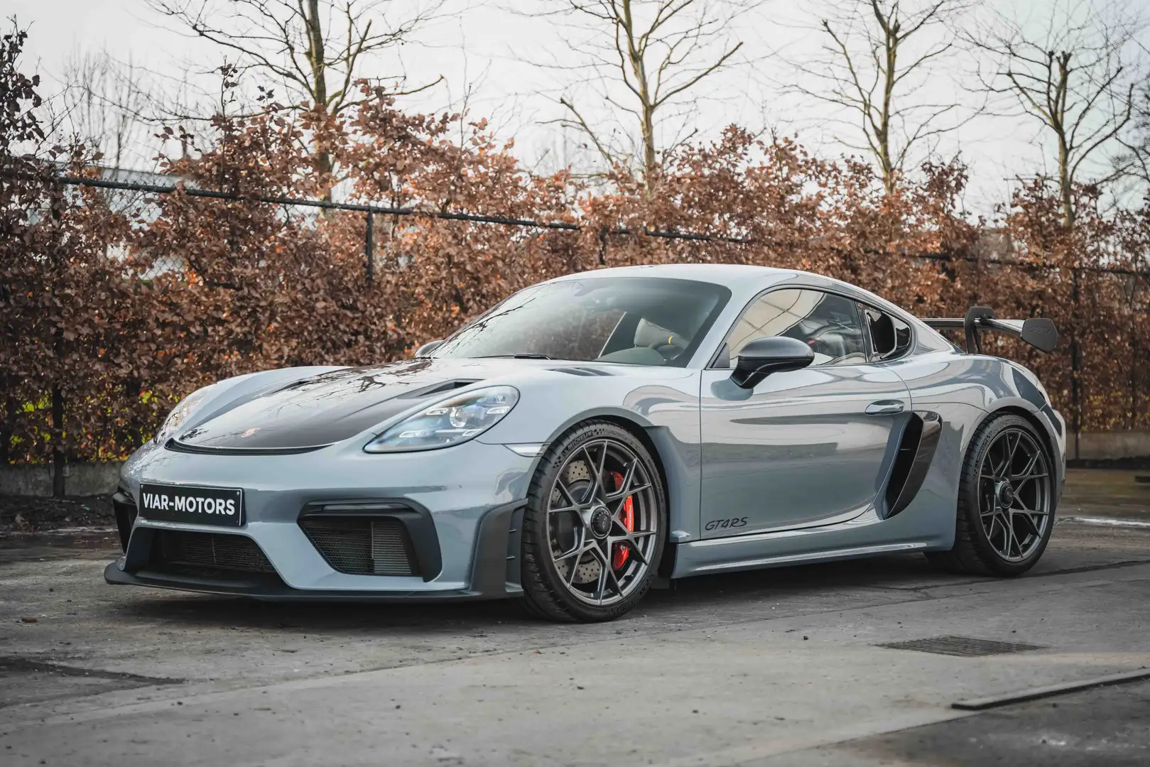 Porsche 718 Cayman GT4 RS 4.0i PDK - 500 PK Šedá - 1