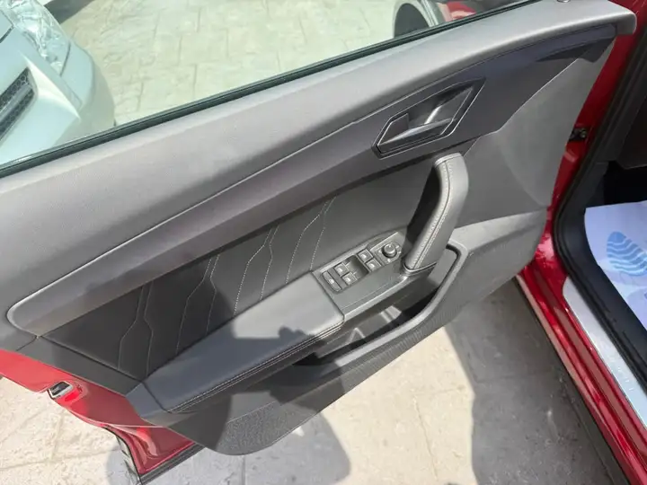 Cupra Formentor 1.5 TSI 2024, foto 24