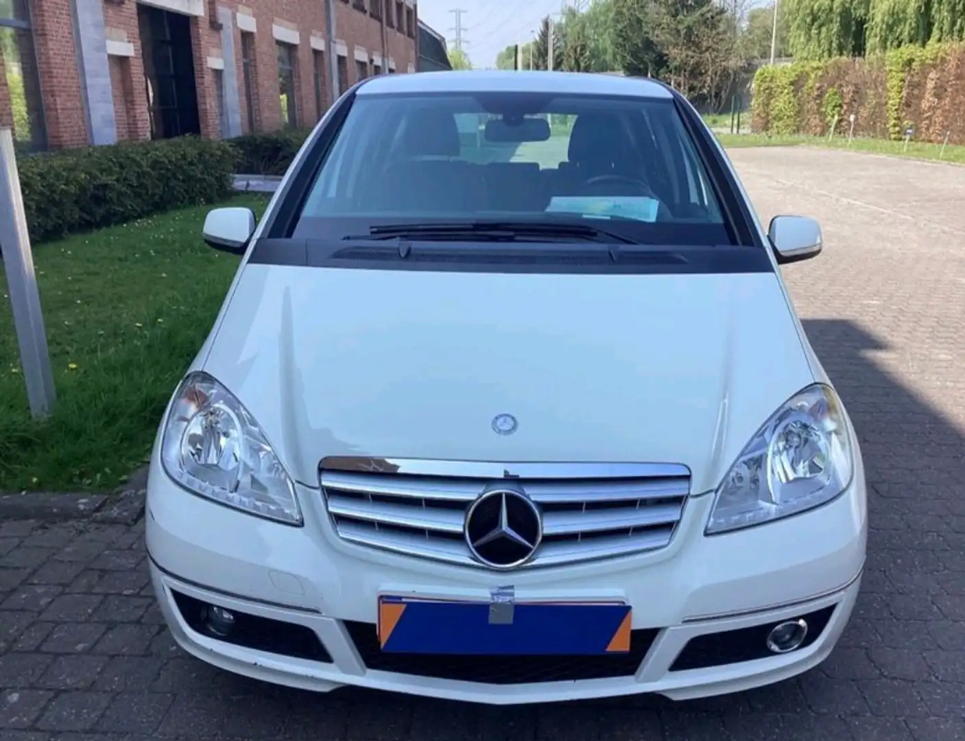Mercedes-Benz A 160 A 160 BlueEFFICIENCY Classic Blanc - 2