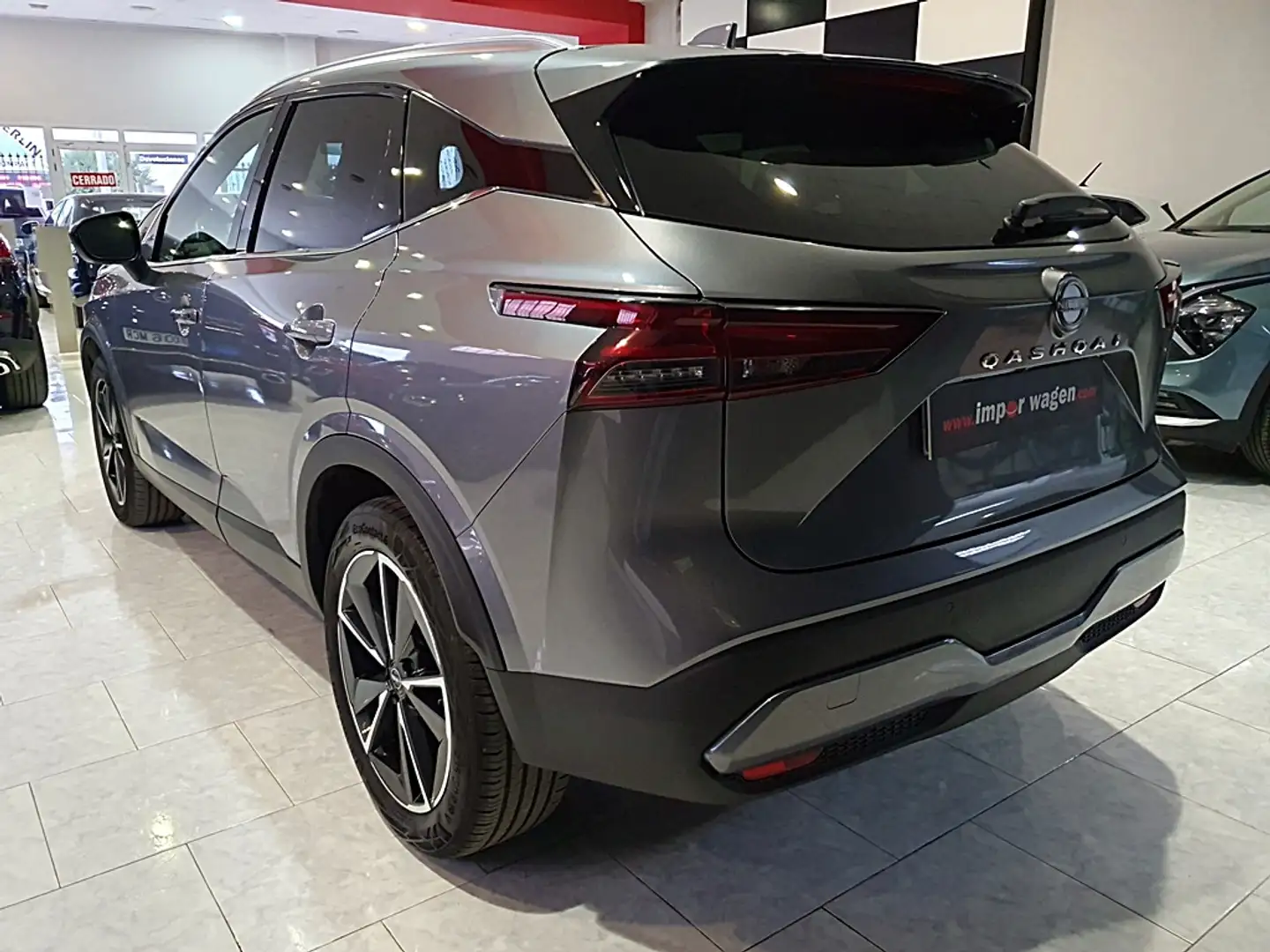 Nissan Qashqai 1.3 DIG-T mHEV 12V Tekna 4x2 103kW Gris - 2