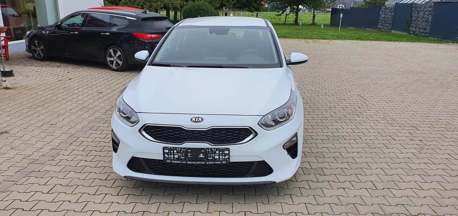 Kia Ceed / cee'd Vision + Komfort + Navi Weiß - 2