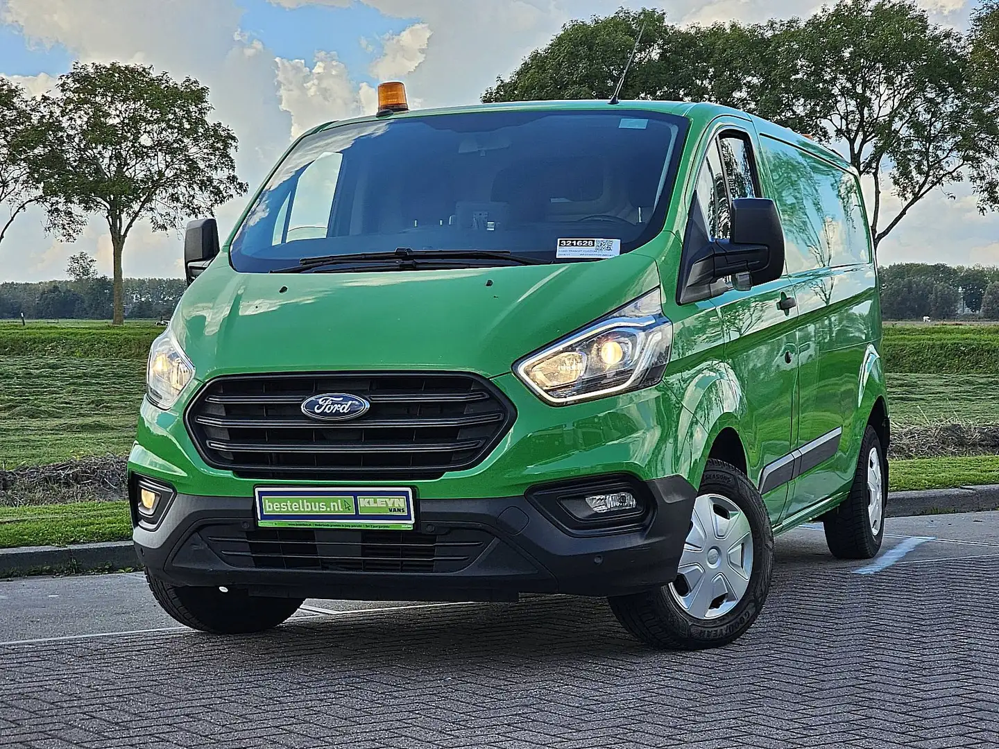 Ford Transit Custom 300 2.0 TDCI L2H1 Trend Navi Trekhaak Airco Camera Verde - 2