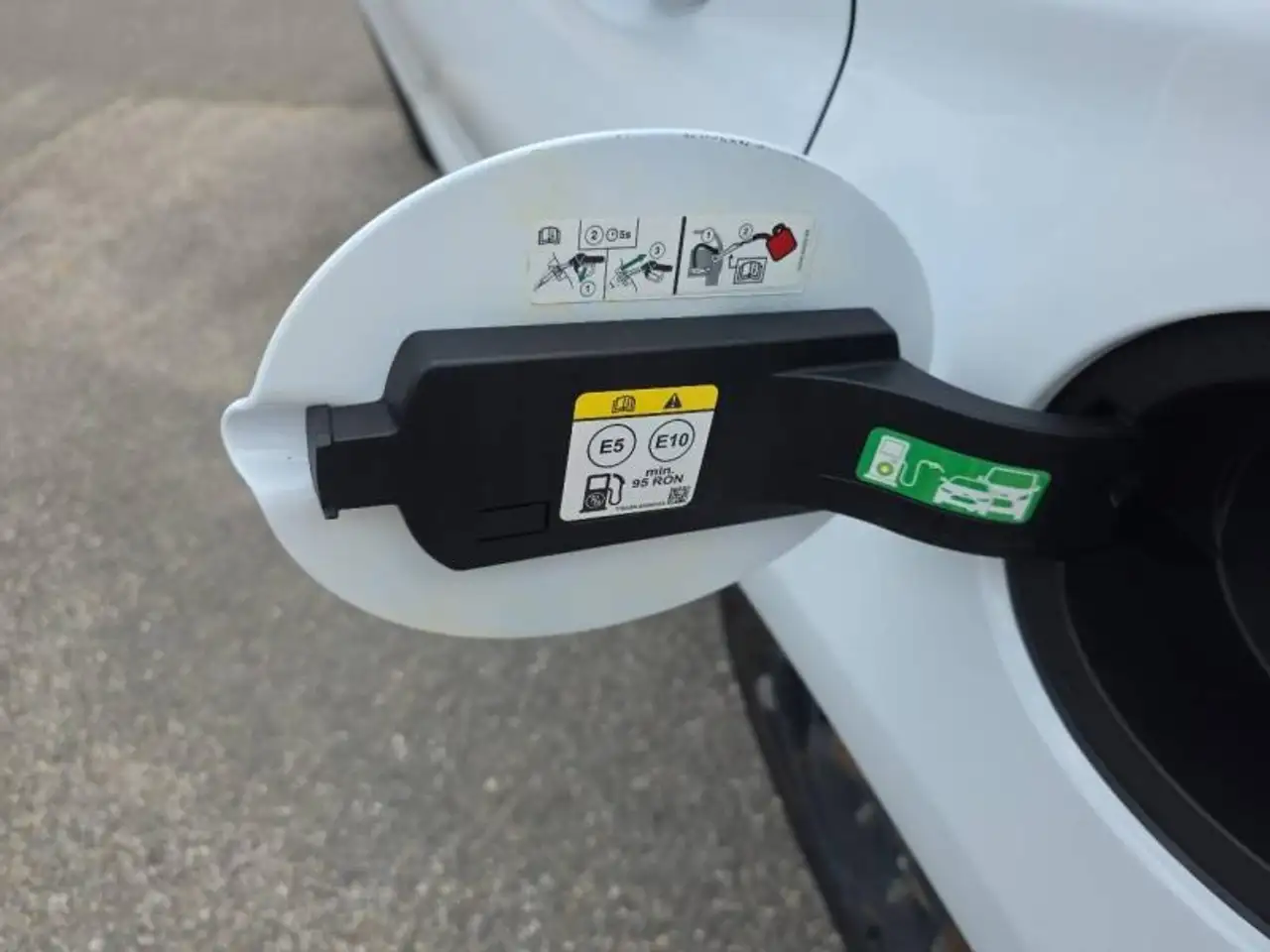 Ford Fiesta 5 portes — photo 13