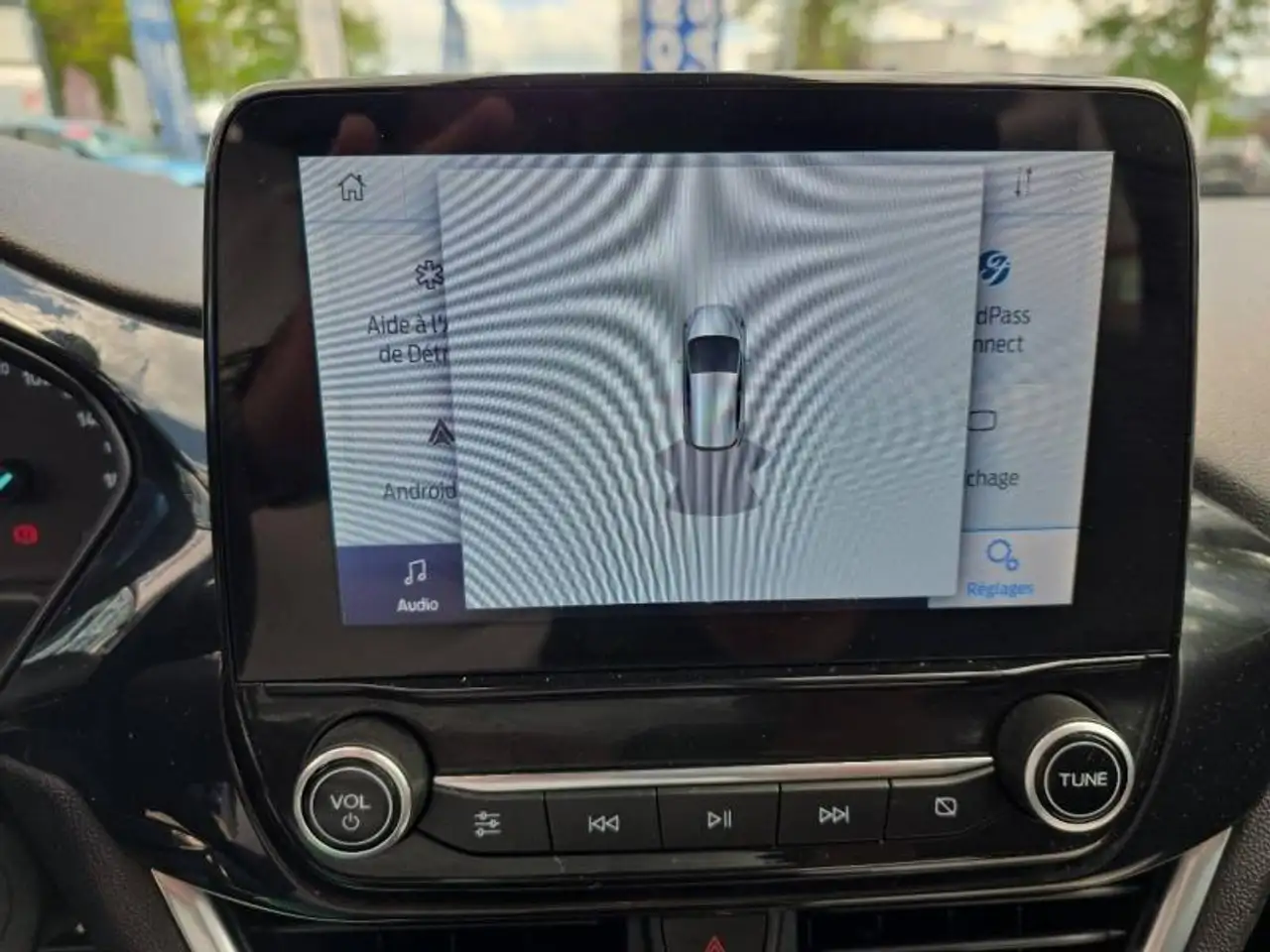 Ford Fiesta 5 portes — photo 18