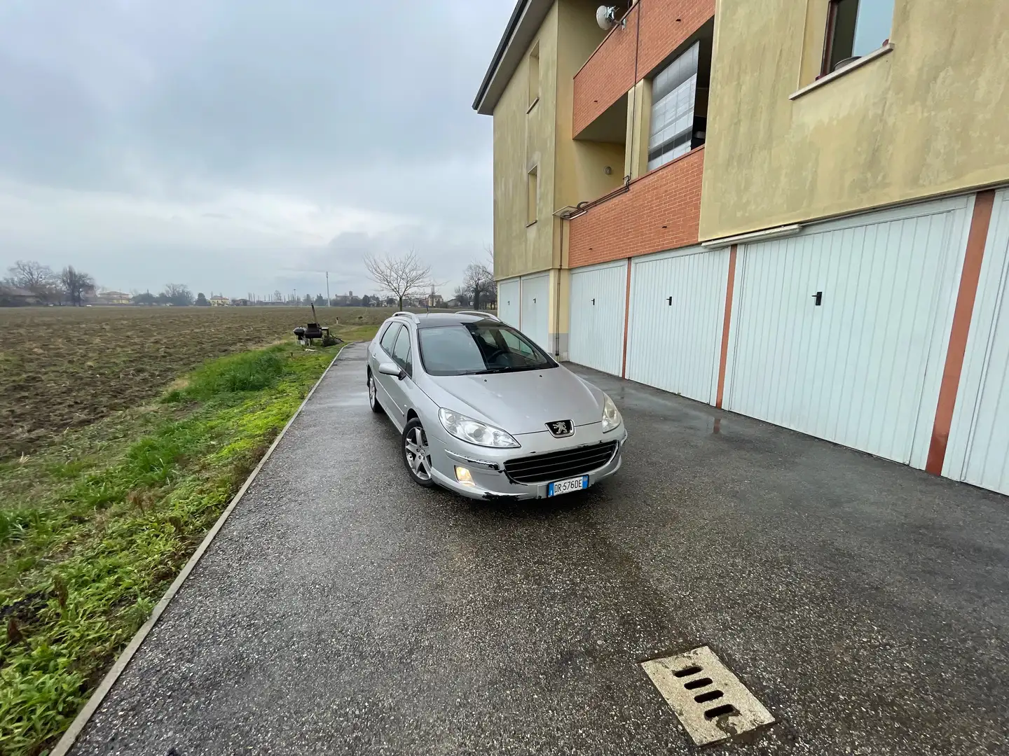 Peugeot 407 407 2008 SW SW 2.2 hdi 16v Feline fap Grigio - 2