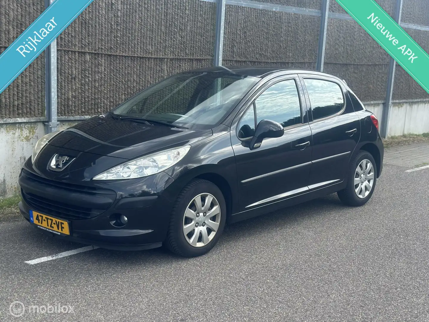 Peugeot 207 1.4-16V Color-line NAP/AIRCO/NWEAPK Noir - 1