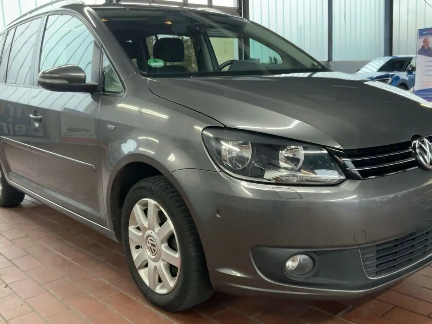 Volkswagen Touran Life / ALU / SZ / 7 SITZER / SCHECKHEFT Grau - 2